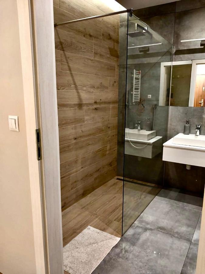 Apartament Sajowy Z Miejscem Postojowym W Garazu Podziemnym Torun Exterior foto