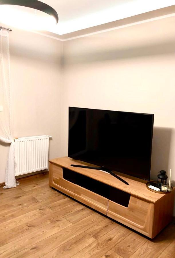 Apartament Sajowy Z Miejscem Postojowym W Garazu Podziemnym Torun Exterior foto